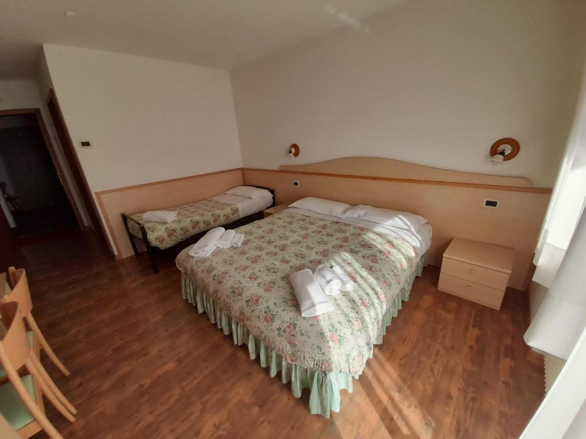 Hotel Garni B&B Maffei Пинцоло Экстерьер фото