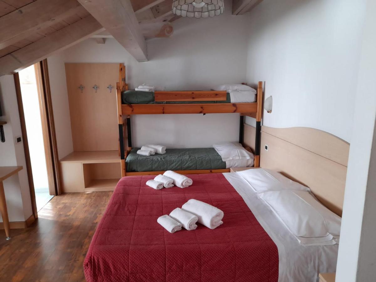 Hotel Garni B&B Maffei Пинцоло Экстерьер фото
