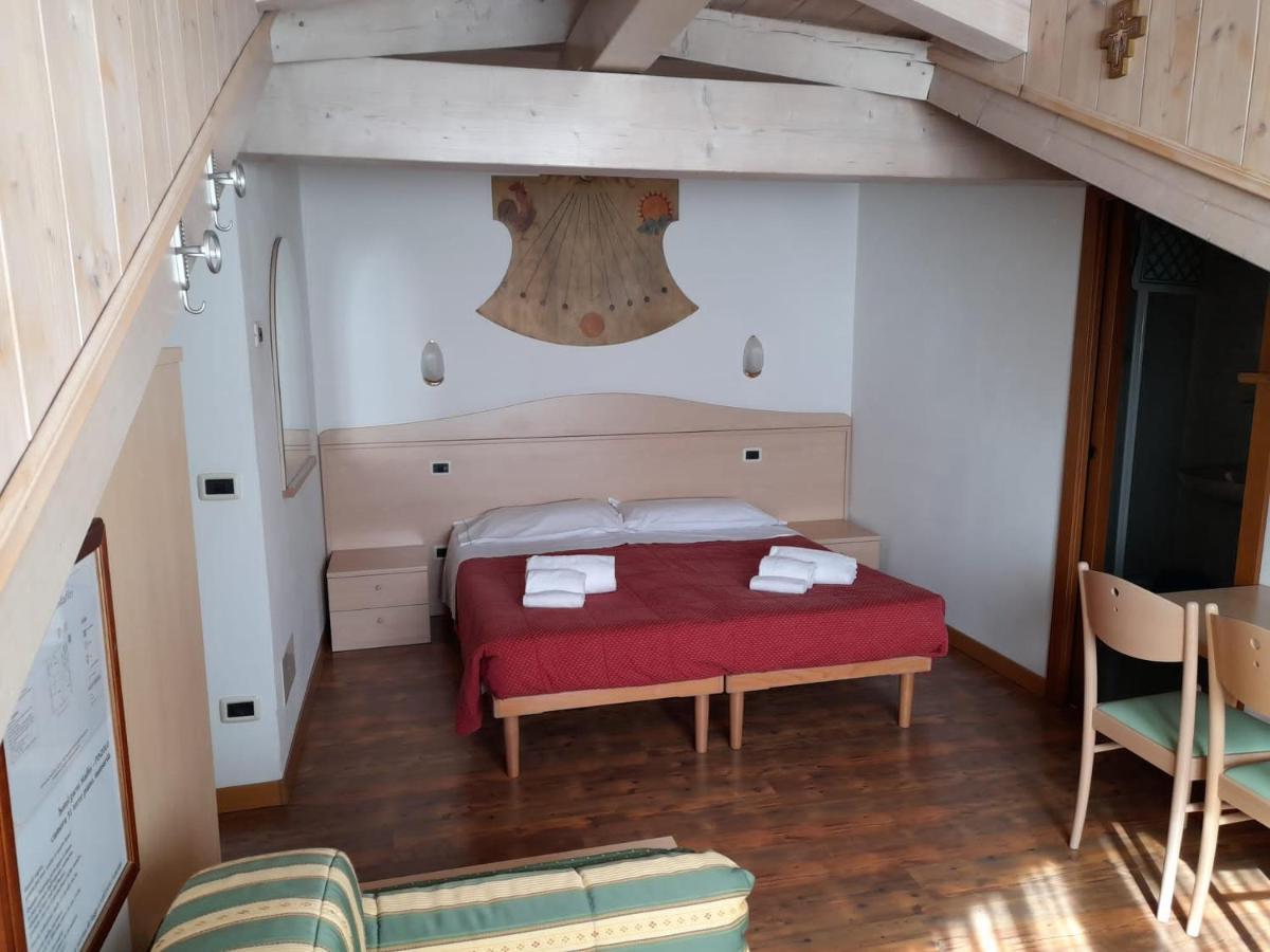 Hotel Garni B&B Maffei Пинцоло Экстерьер фото